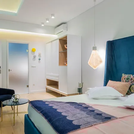 Готель Nyx Chic Manor 3*