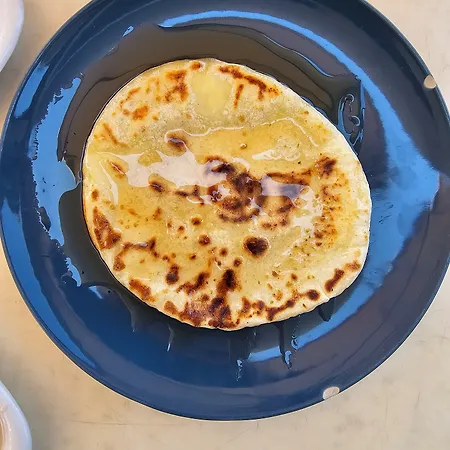 Nyx Chic Manor Готель 3*