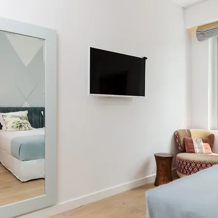 Hotel Nyx Chic Manor