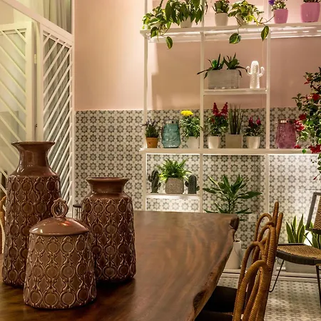 Nyx Chic Manor Hotel 3*