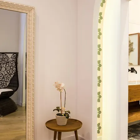 Szálloda Nyx Chic Manor 3*