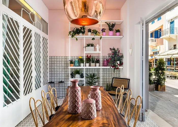 فندق Nyx Chic Manor 3*