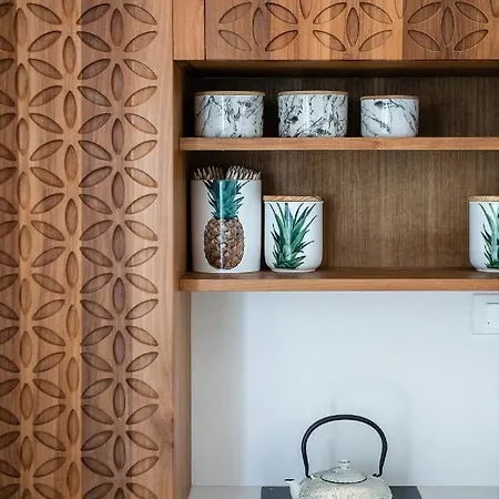 Nyx Chic Manor Hotel 3*