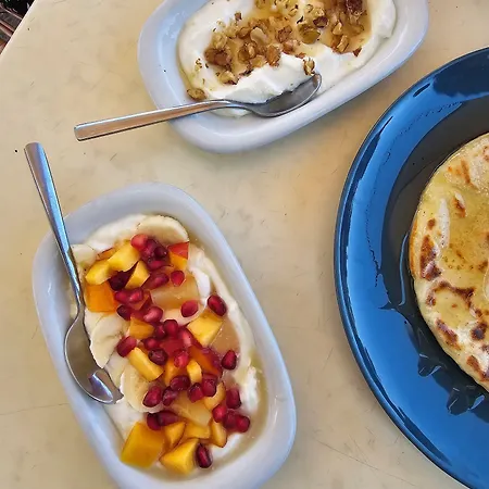 Nyx Chic Manor Hotel