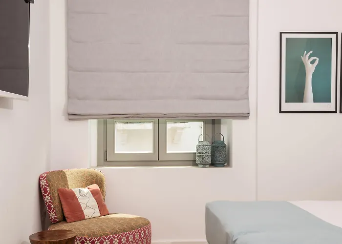 酒店 Nyx Chic Manor 3*