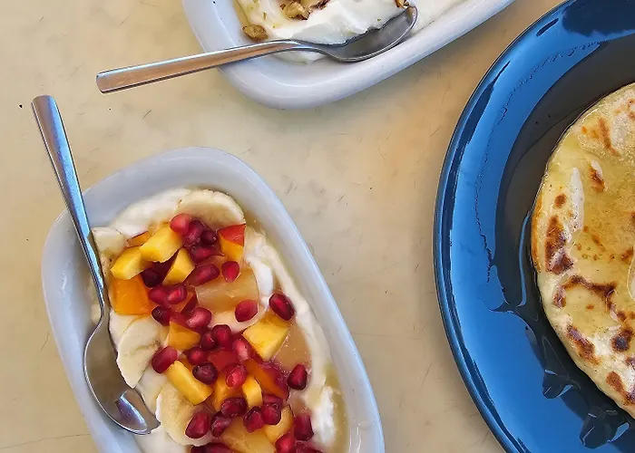 Nyx Chic Manor 酒店